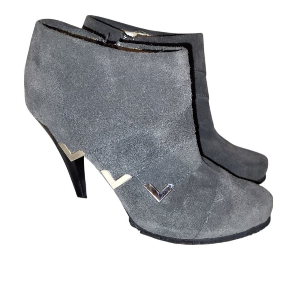 Naughty Monkey Gray Suede Silver Tipped Heeled Ankle Booties - 8